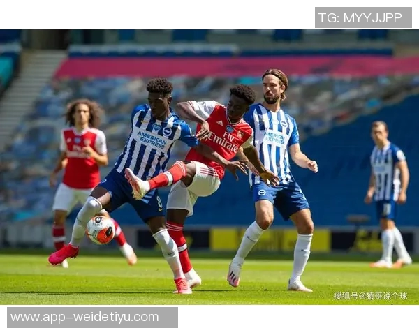 利物浦在英超展现控球优势面对中低位防守的战术解析